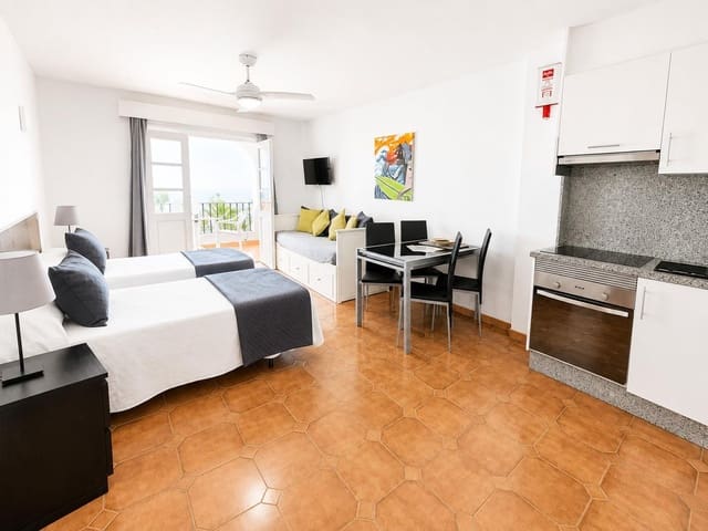Studio zu verkaufen in Torviscas Bajo, Adeje mit Pool - 283.500 € (Ref: 9901463)
