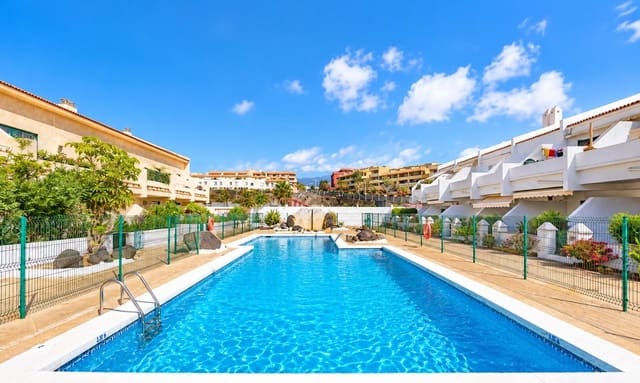 Apartamento de 1 habitación en El Medano, Granadilla de Abona en venta con piscina garaje - 350.000 € (Ref: 9901465)