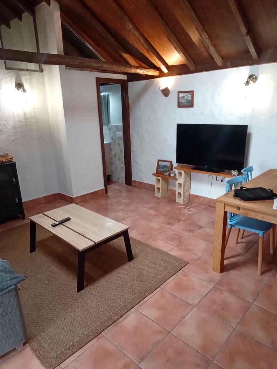 2 bedroom Finca/Country House for sale in Icod de los Vinos - € 220,000 (Ref: 9901469)