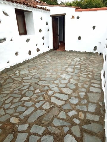 2 bedroom Finca/Country House for sale in Icod de los Vinos - € 220,000 (Ref: 9901469)