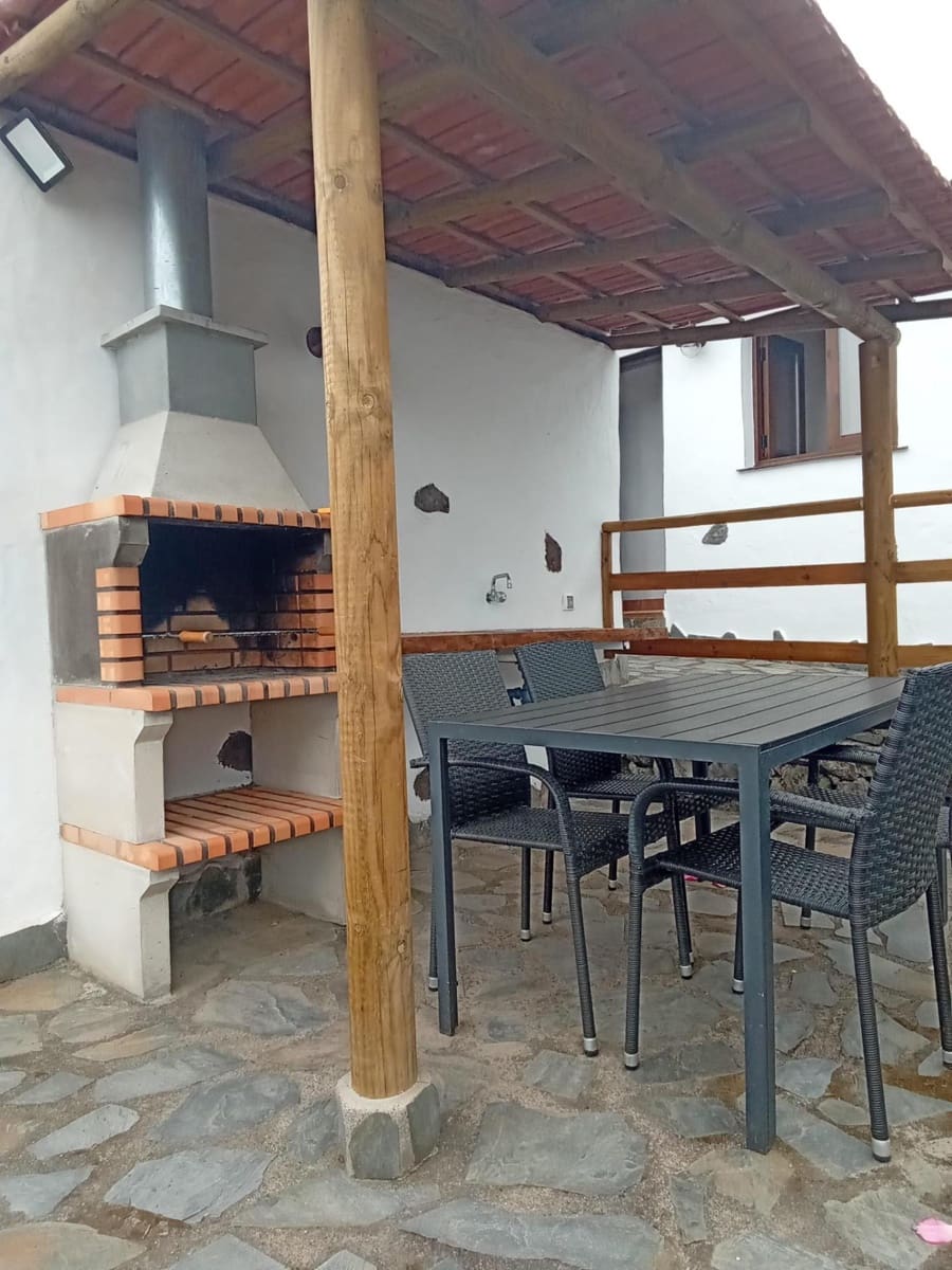 2 bedroom Finca/Country House for sale in Icod de los Vinos - € 220,000 (Ref: 9901469)