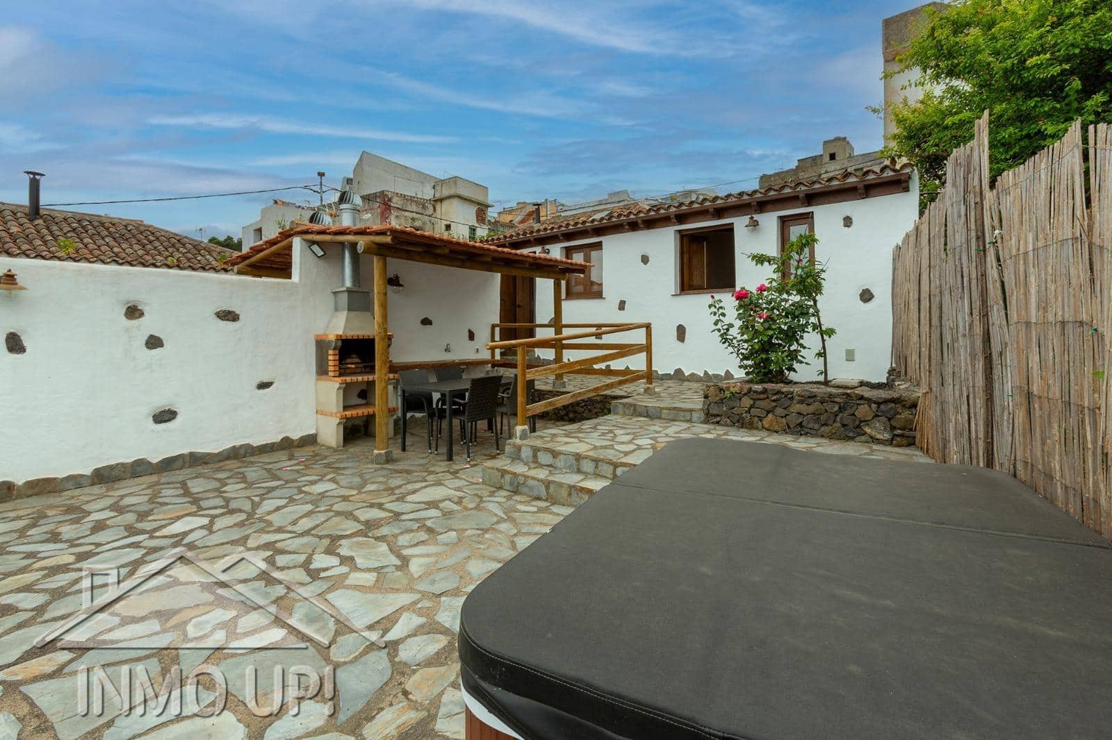 2 bedroom Finca/Country House for sale in Icod de los Vinos - € 220,000 (Ref: 9901469)
