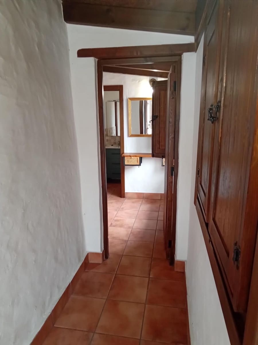 2 bedroom Finca/Country House for sale in Icod de los Vinos - € 220,000 (Ref: 9901469)