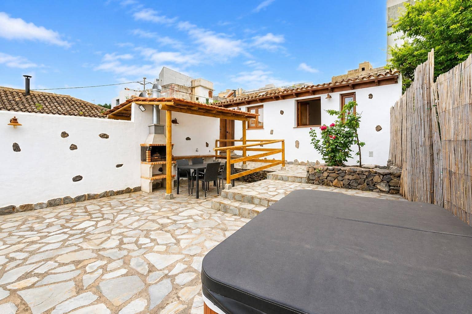 2 quarto Quinta/Casa Rural para venda em Icod de los Vinos - 220 000 € (Ref: 9901469)