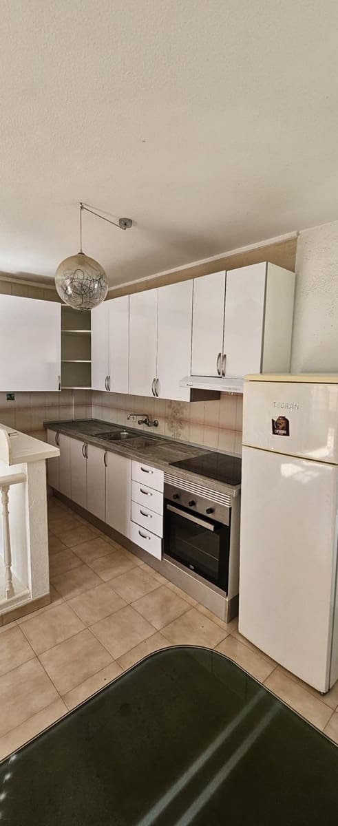 1 sovrum Takvåning till salu i Los Cristianos - 217 000 € (Ref: 9901470)