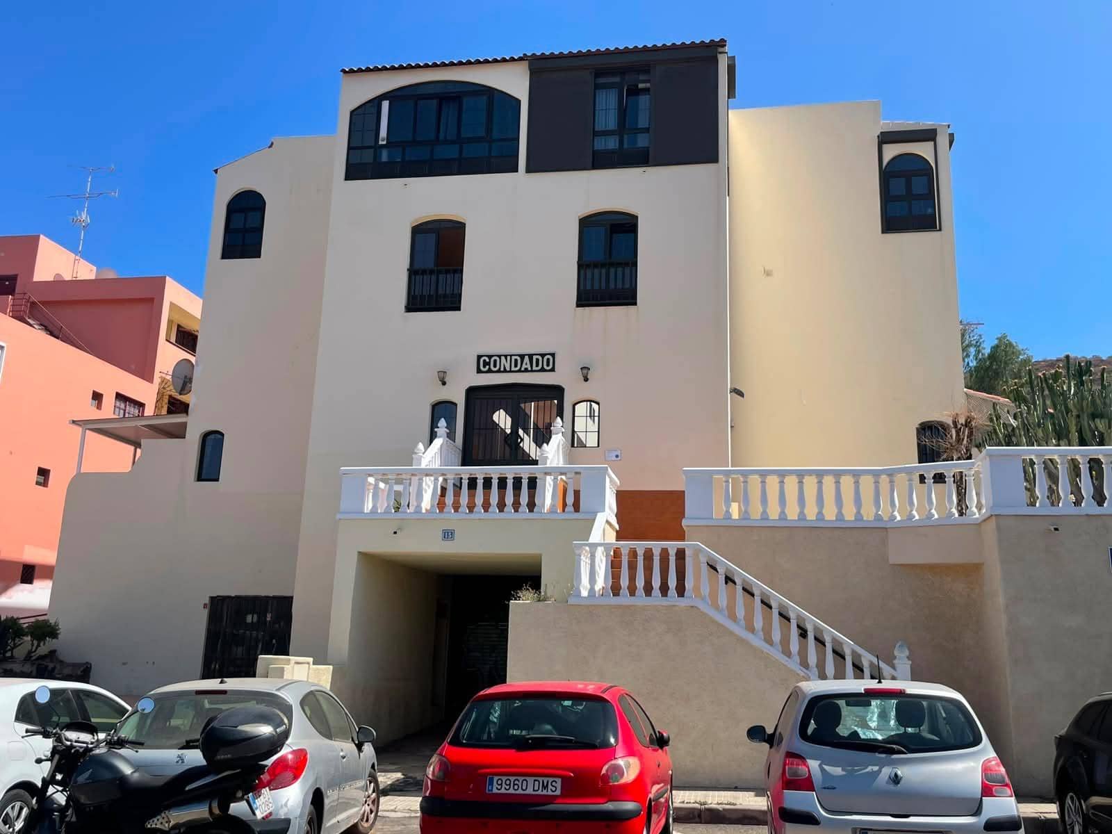 1 sovrum Takvåning till salu i Los Cristianos - 217 000 € (Ref: 9901470)