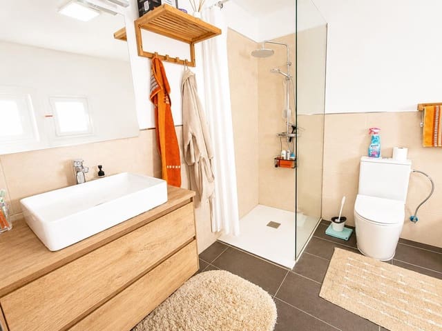 4 chambre Maison de Ville à vendre à Fasnia avec garage - 370 000 € (Ref: 9939962)