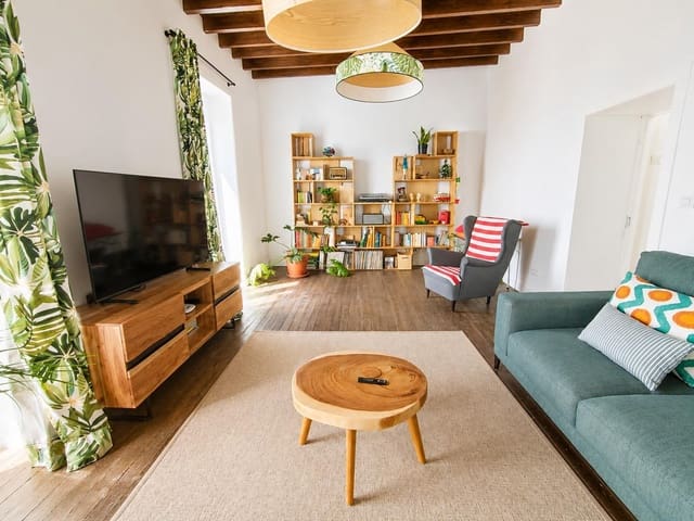 4 chambre Maison de Ville à vendre à Fasnia avec garage - 370 000 € (Ref: 9939962)