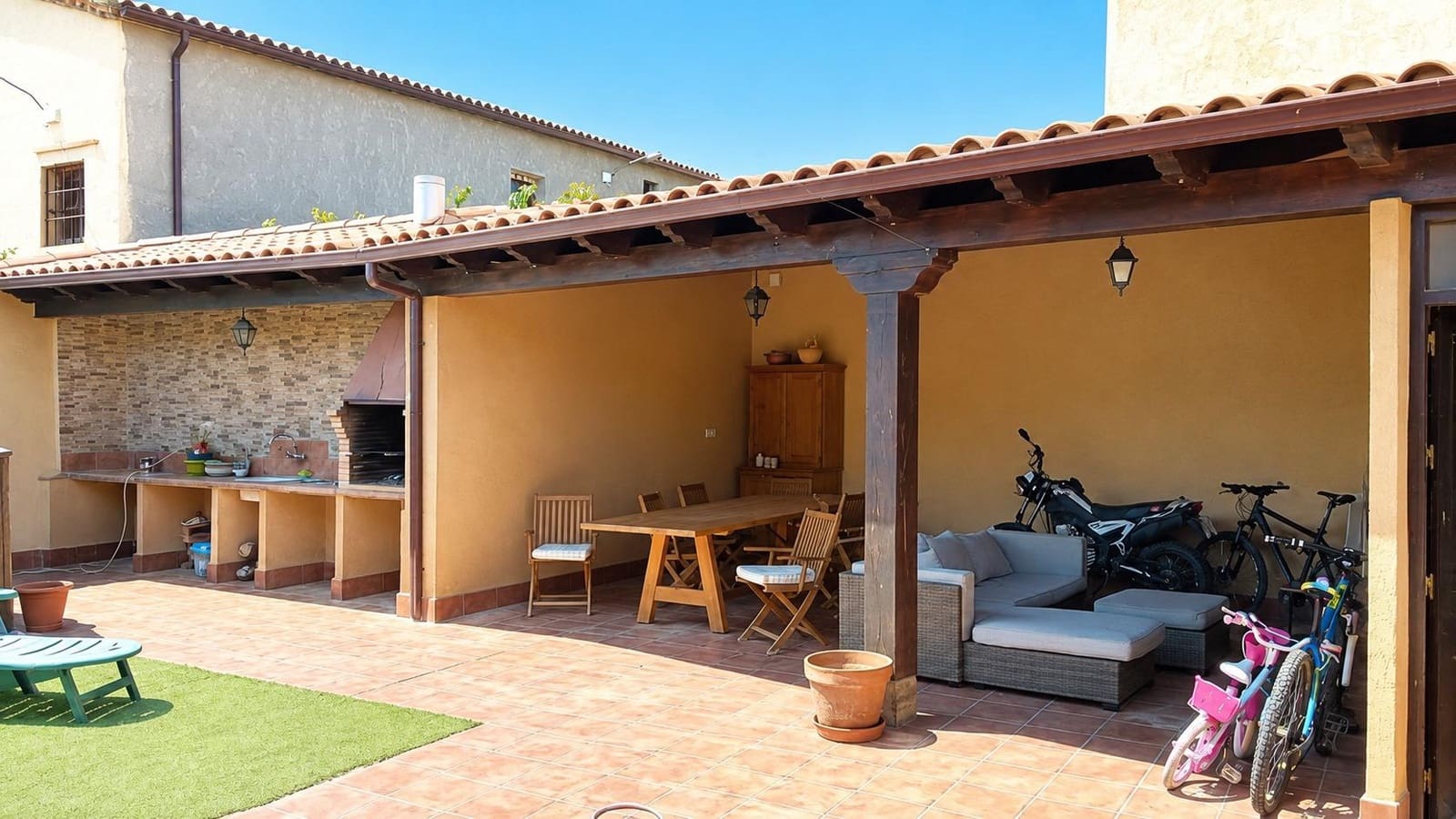 3 bedroom Townhouse for sale in Villarrin de Campos - € 90,000 (Ref: 9955940)