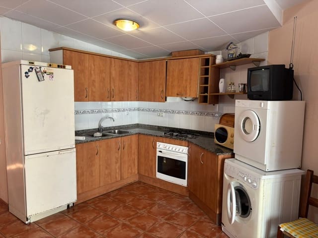 2 slaapkamer Huis te koop in Alfara de Carles met garage - € 66.000 (Ref: 10004141)