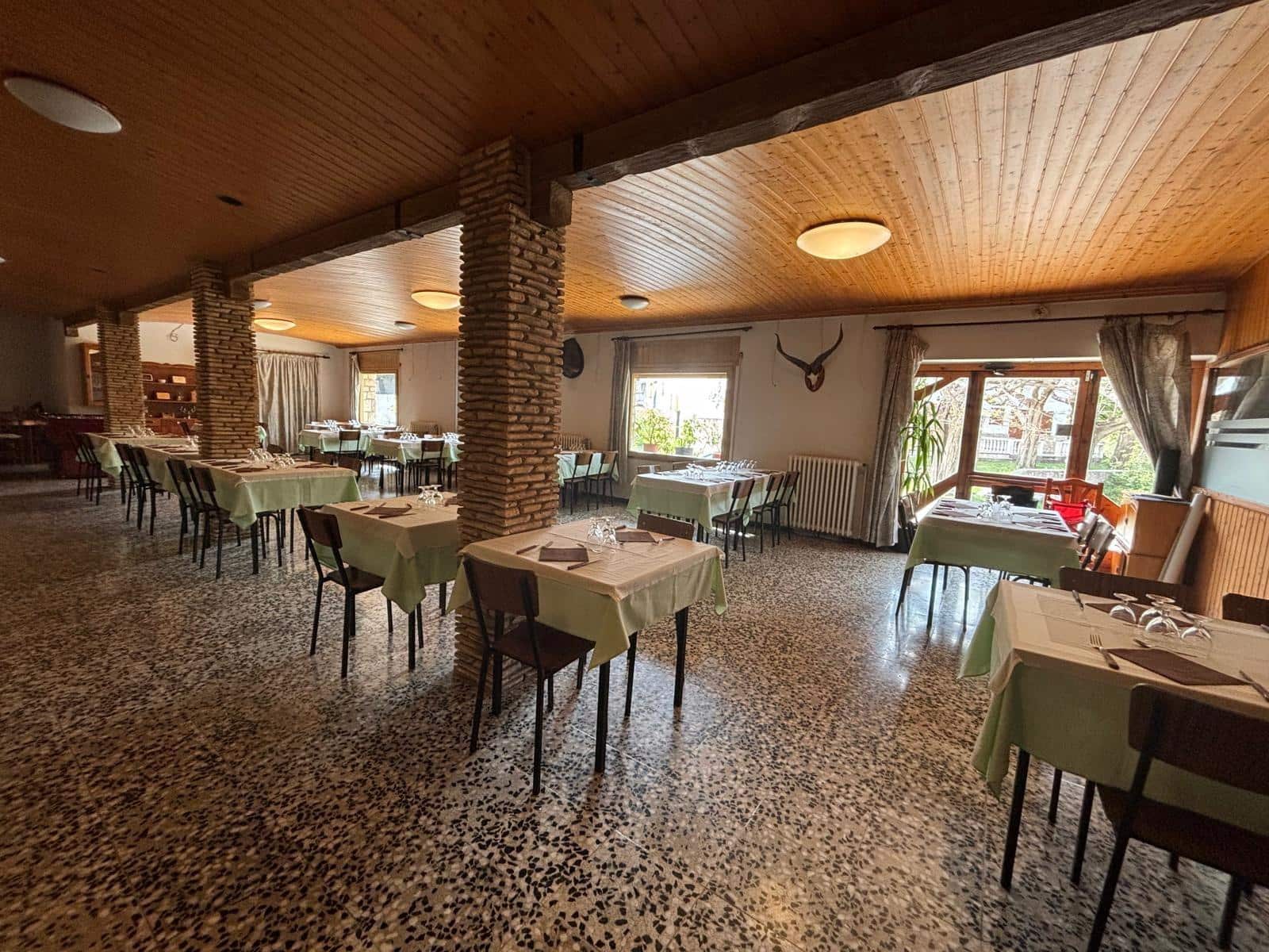 17 soveværelse Virksomhed til salg i Tortosa - € 1.570.000 (Ref: 10027476)