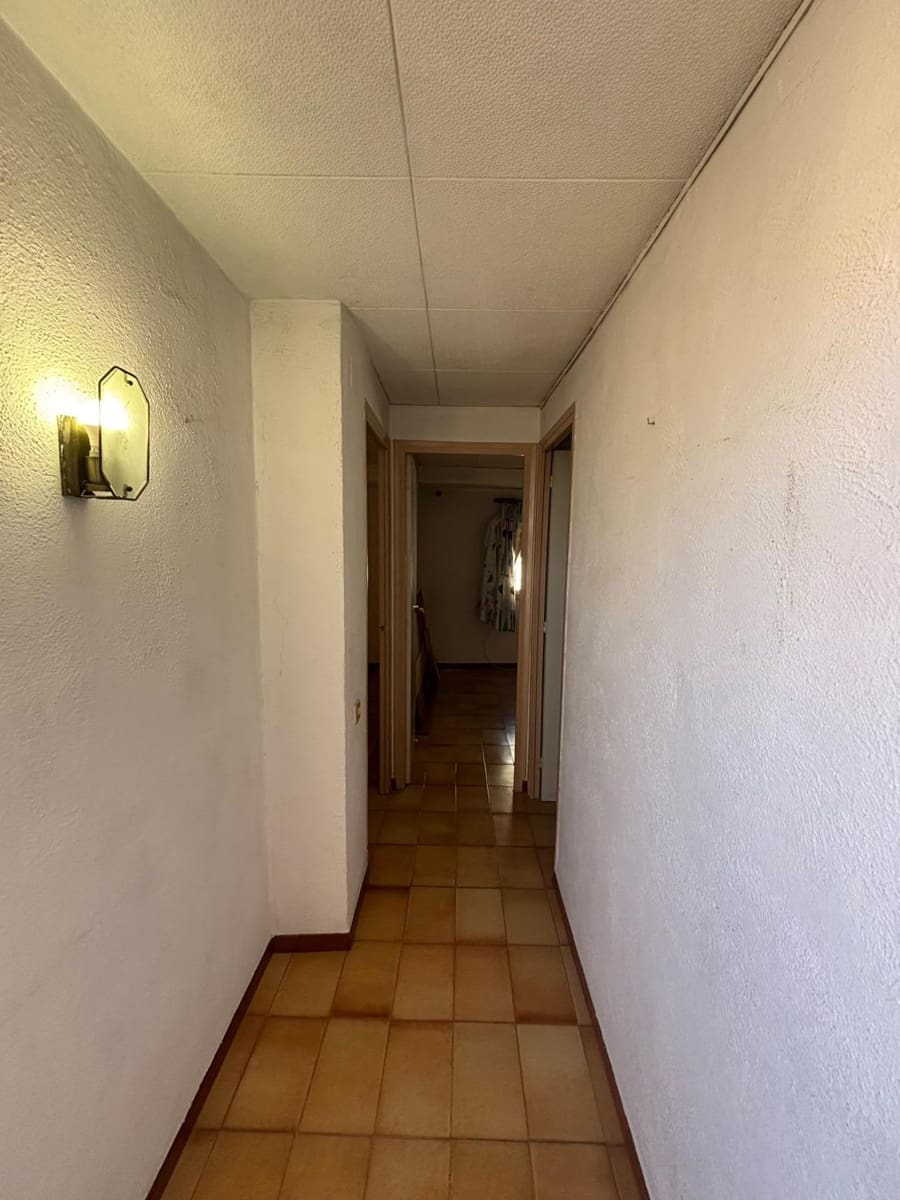 6 bedroom Townhouse for sale in Bitem - € 130,000 (Ref: 10155468)