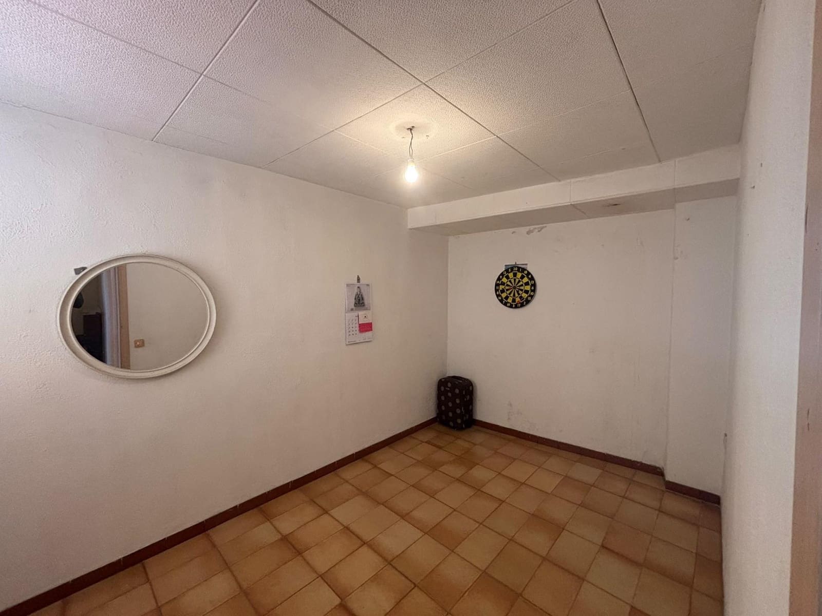 6 bedroom Townhouse for sale in Bitem - € 130,000 (Ref: 10155468)