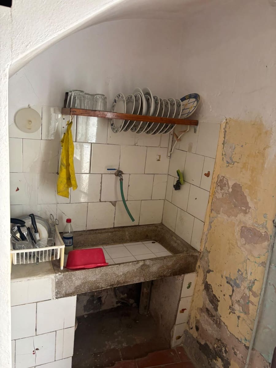 5 bedroom Townhouse for sale in Alfara de Carles - € 39,000 (Ref: 10161763)