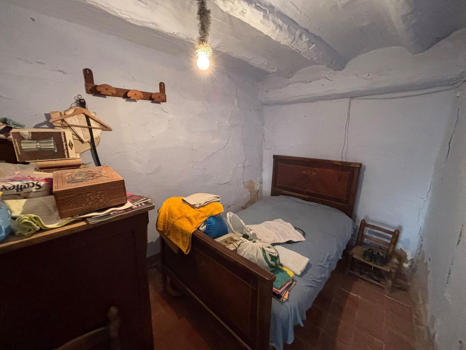 5 bedroom Townhouse for sale in Alfara de Carles - € 39,000 (Ref: 10161763)