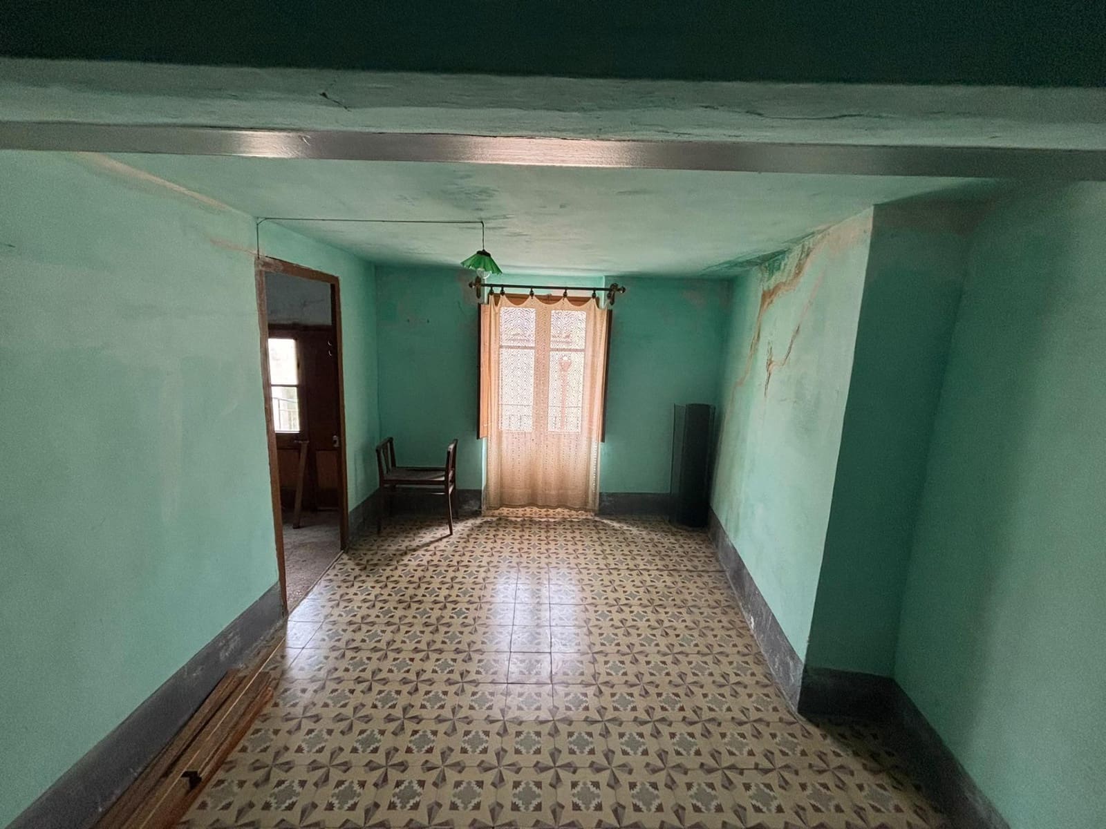 5 bedroom Townhouse for sale in Alfara de Carles - € 39,000 (Ref: 10161763)