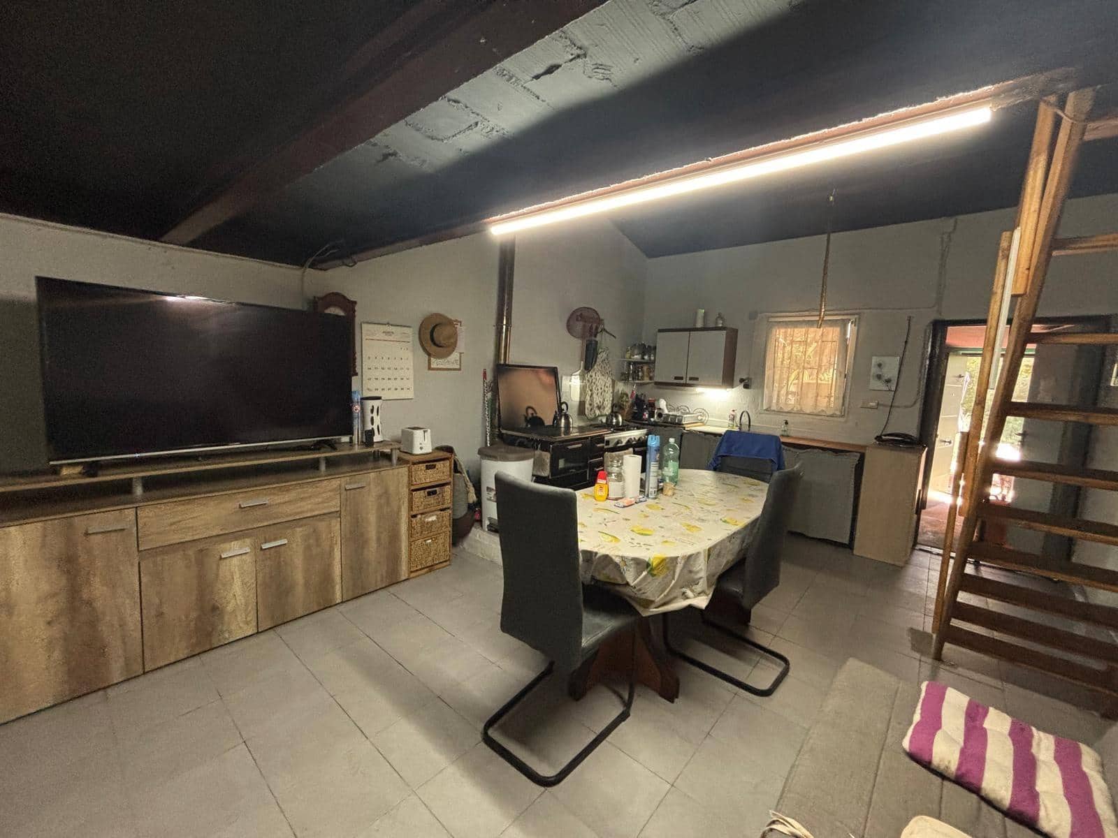 2 sypialnia Finka/Dom wiejski na sprzedaż w Alfara de Carles z basenem - 142 000 € (Ref: 10166865)