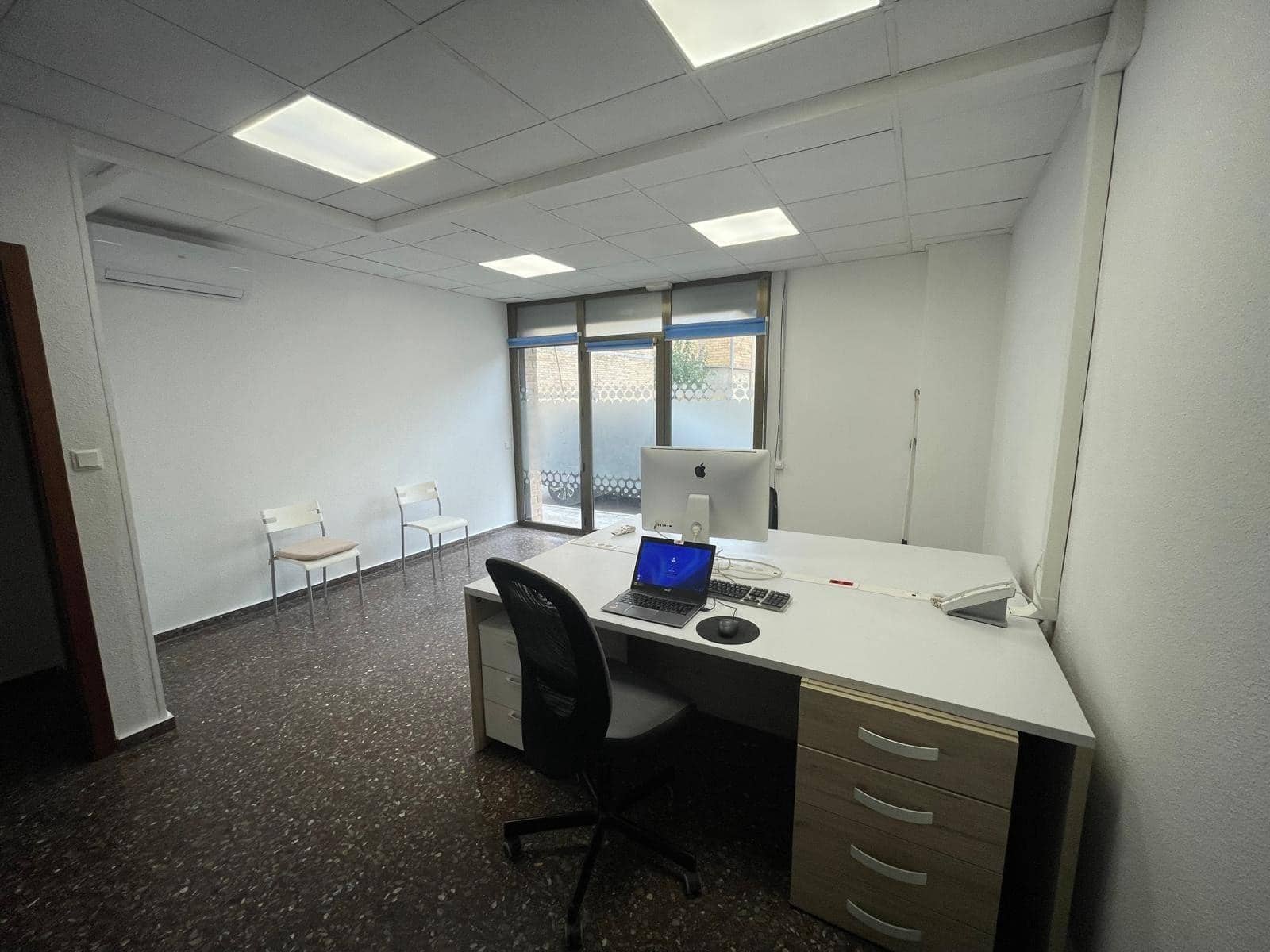 Commercial for sale in Roquetes - € 165,000 (Ref: 9488889)