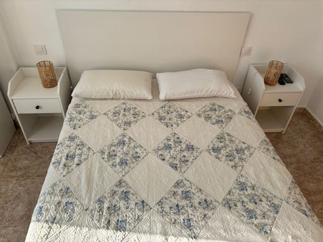 1 Zimmer Apartment zu vermieten in Sant Carles de la Ràpita mit Pool - 550 € (Ref: 9488896)