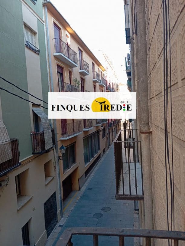 Commercial for sale in Tortosa - € 89,000 (Ref: 9488907)
