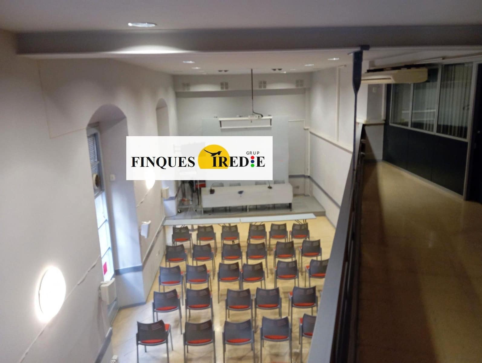 Commercial for sale in Tortosa - € 89,000 (Ref: 9488907)