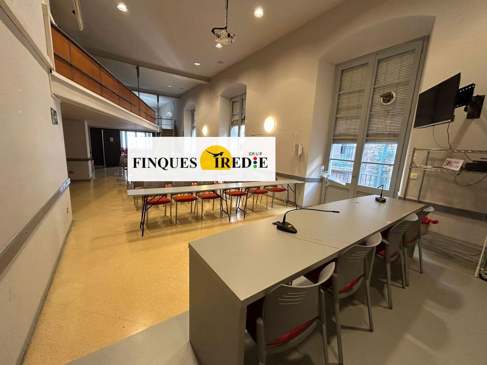 Commercial for sale in Tortosa - € 89,000 (Ref: 9488907)