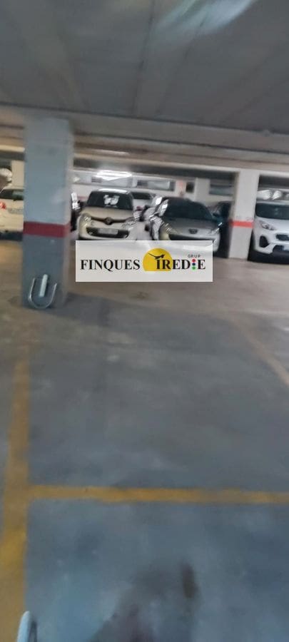 Garage for sale in Tortosa - € 10,600 (Ref: 9488908)