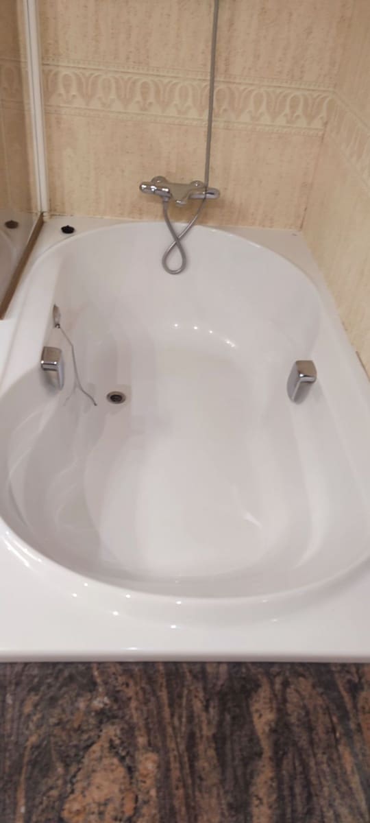 4 makuuhuone Omakotitalo myytävänä paikassa Tortosa mukana 
autotalli - 243 850 € (Ref: 9488913)