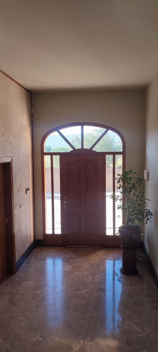 4 makuuhuone Omakotitalo myytävänä paikassa Tortosa mukana 
autotalli - 243 850 € (Ref: 9488913)