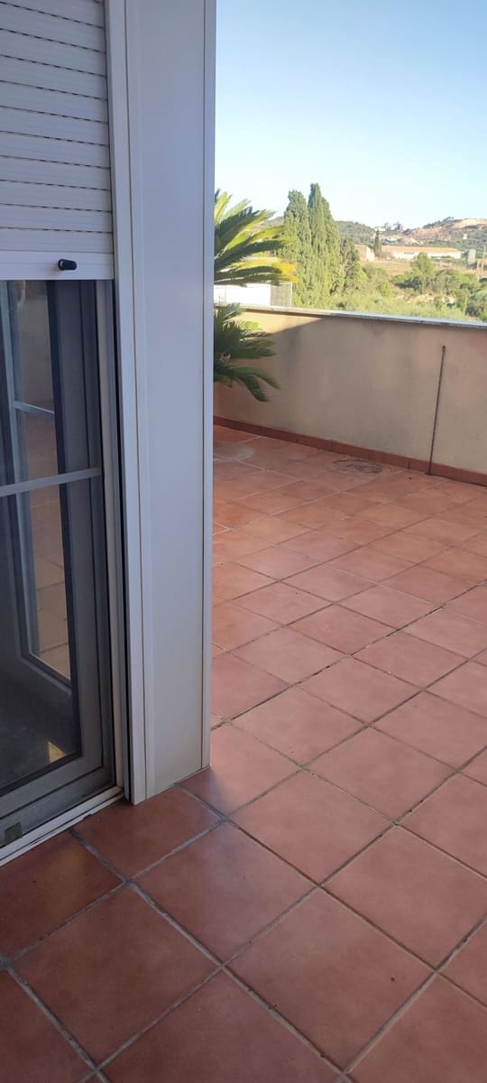 4 makuuhuone Omakotitalo myytävänä paikassa Tortosa mukana 
autotalli - 243 850 € (Ref: 9488913)