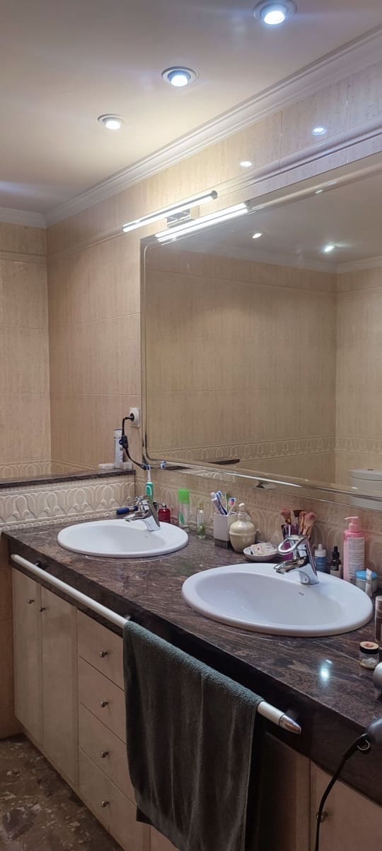 4 makuuhuone Omakotitalo myytävänä paikassa Tortosa mukana 
autotalli - 243 850 € (Ref: 9488913)