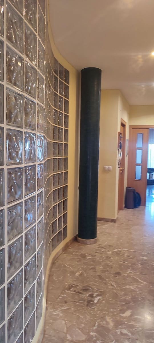 4 makuuhuone Omakotitalo myytävänä paikassa Tortosa mukana 
autotalli - 243 850 € (Ref: 9488913)