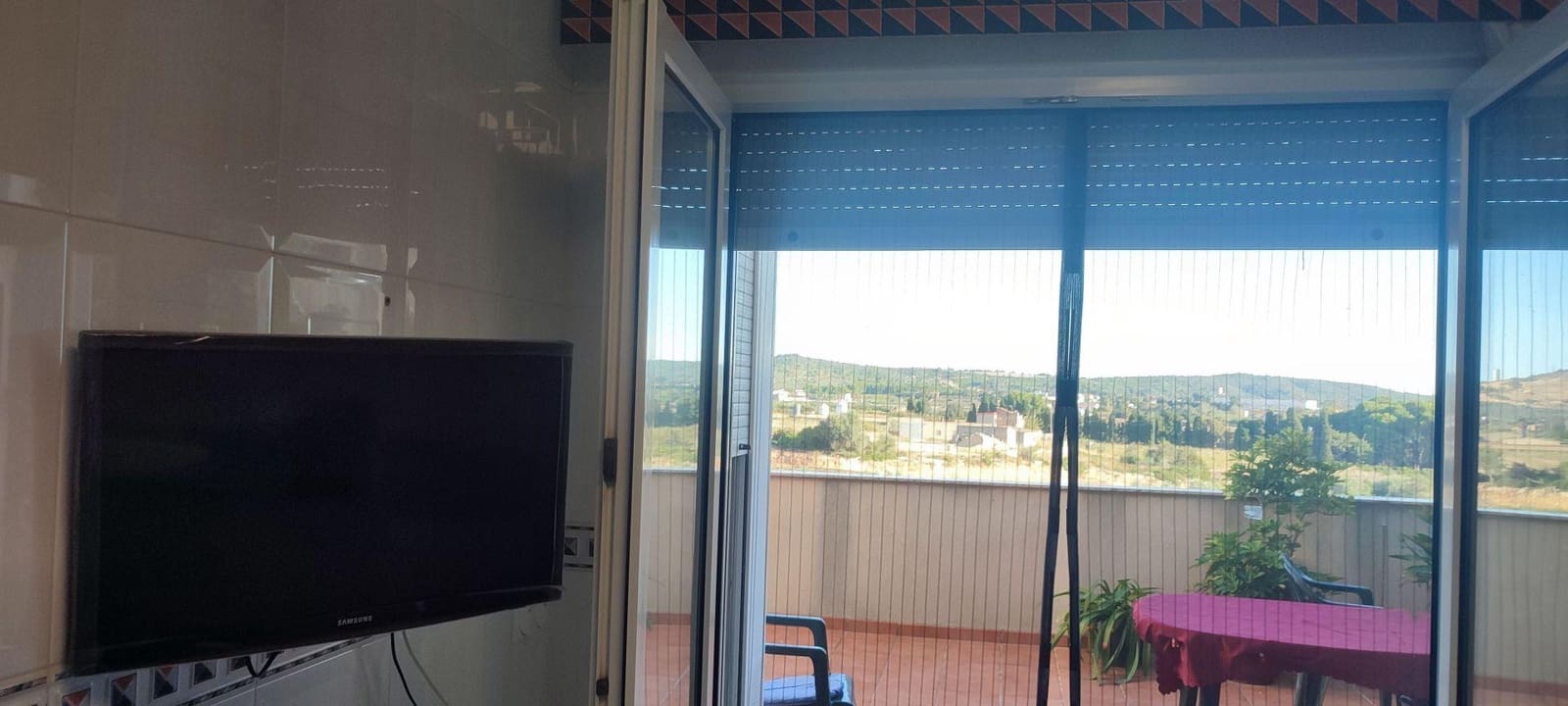 4 makuuhuone Omakotitalo myytävänä paikassa Tortosa mukana 
autotalli - 243 850 € (Ref: 9488913)