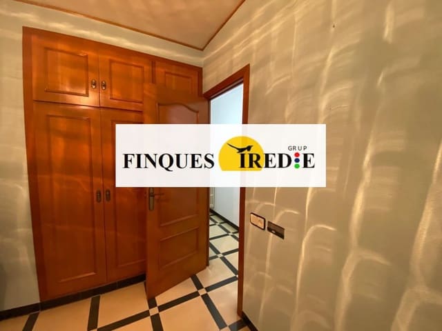 4 bedroom Townhouse for sale in L'Aldea - € 187,200 (Ref: 9488916)