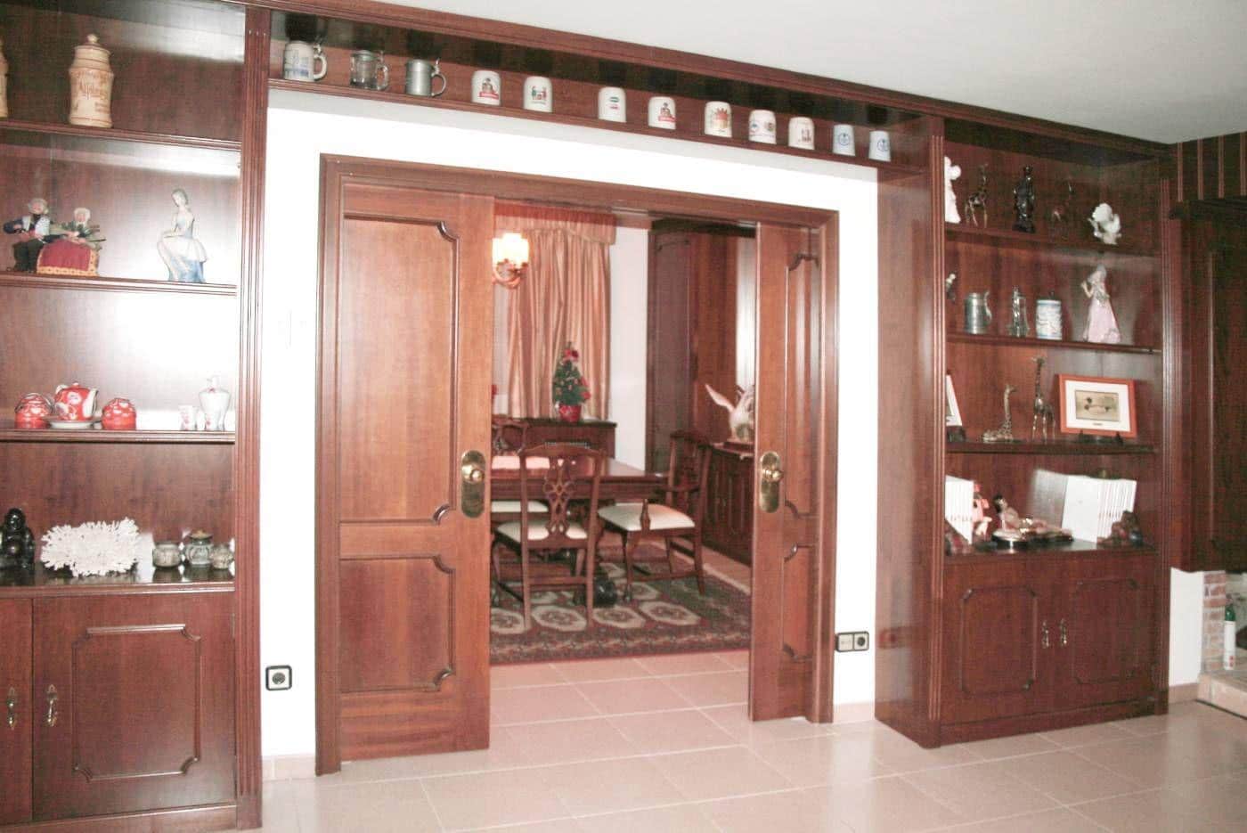 7 bedroom Villa for sale in La Portellada with garage - € 625,000 (Ref: 9488926)