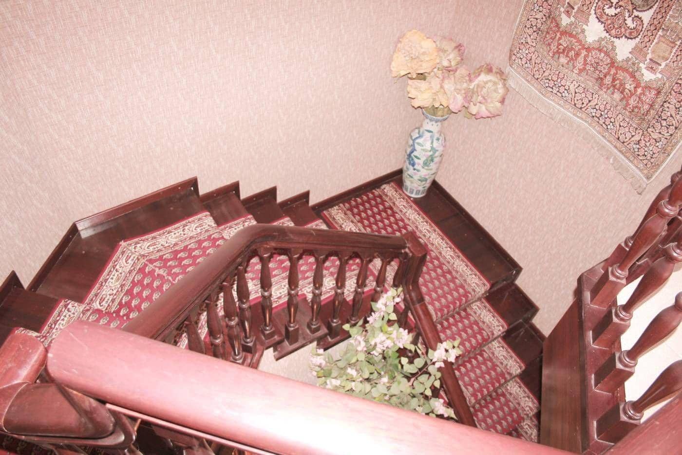 7 bedroom Villa for sale in La Portellada with garage - € 625,000 (Ref: 9488926)