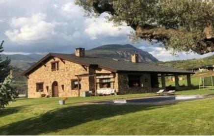 5 slaapkamer Finca/Landhuis te koop in Alas i Cerc - € 1.500.000 (Ref: 9488927)