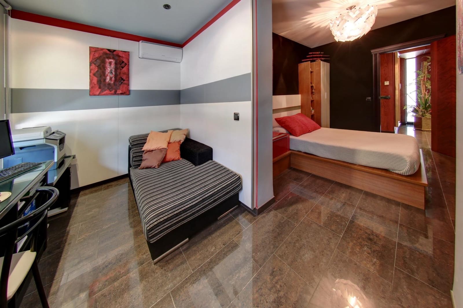 Chalet de 3 habitaciones en Roquetes en venta con piscina garaje - 465.000 € (Ref: 9488928)