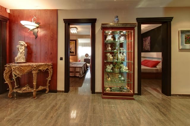 Chalet de 3 habitaciones en Roquetes en venta con piscina garaje - 465.000 € (Ref: 9488928)