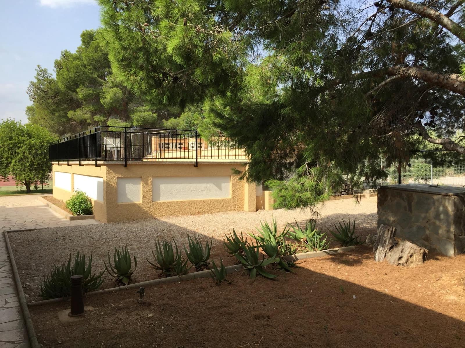 Chalet de 3 habitaciones en Roquetes en venta con piscina garaje - 465.000 € (Ref: 9488928)