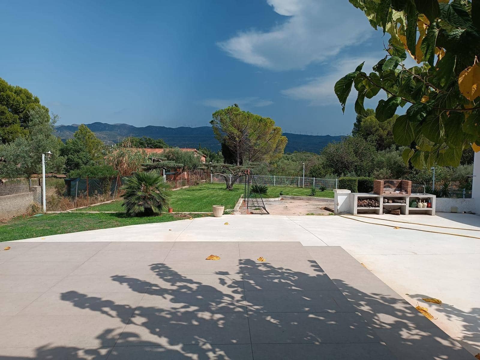 3 bedroom Villa for sale in Aldover with pool garage - € 240,000 (Ref: 9488930)