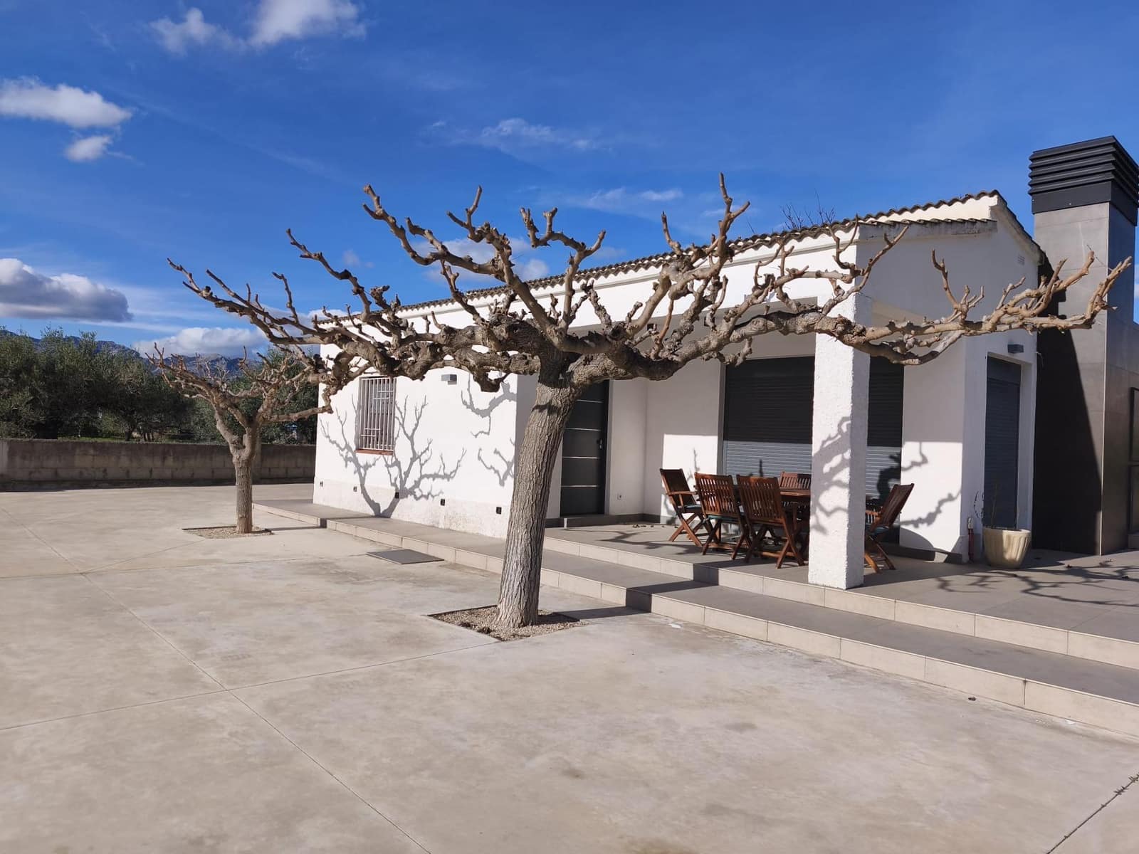 3 bedroom Villa for sale in Aldover with pool garage - € 240,000 (Ref: 9488930)