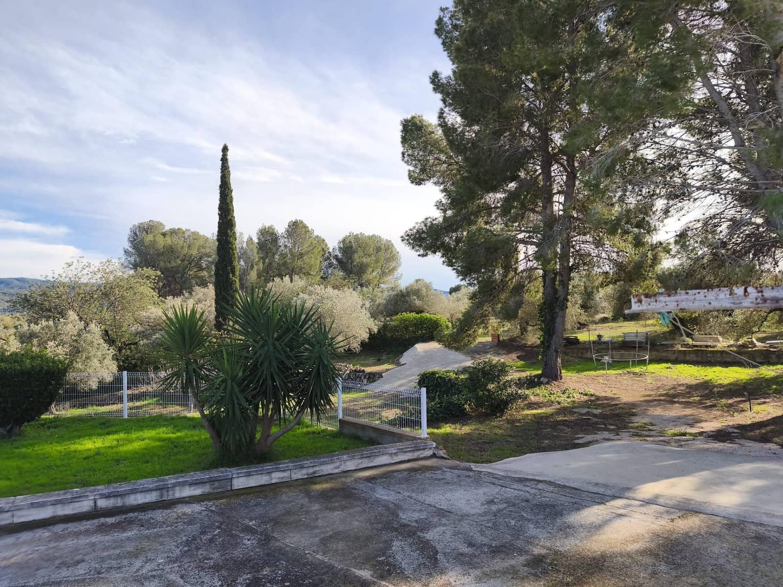 3 bedroom Villa for sale in Aldover with pool garage - € 240,000 (Ref: 9488930)