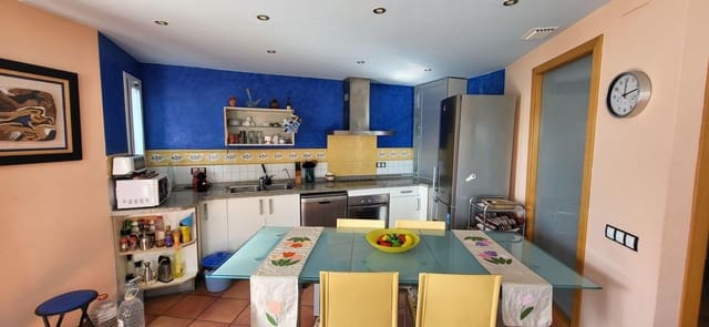 Apartamento de 2 habitaciones en Alcanar en venta con piscina - 260.000 € (Ref: 9488931)