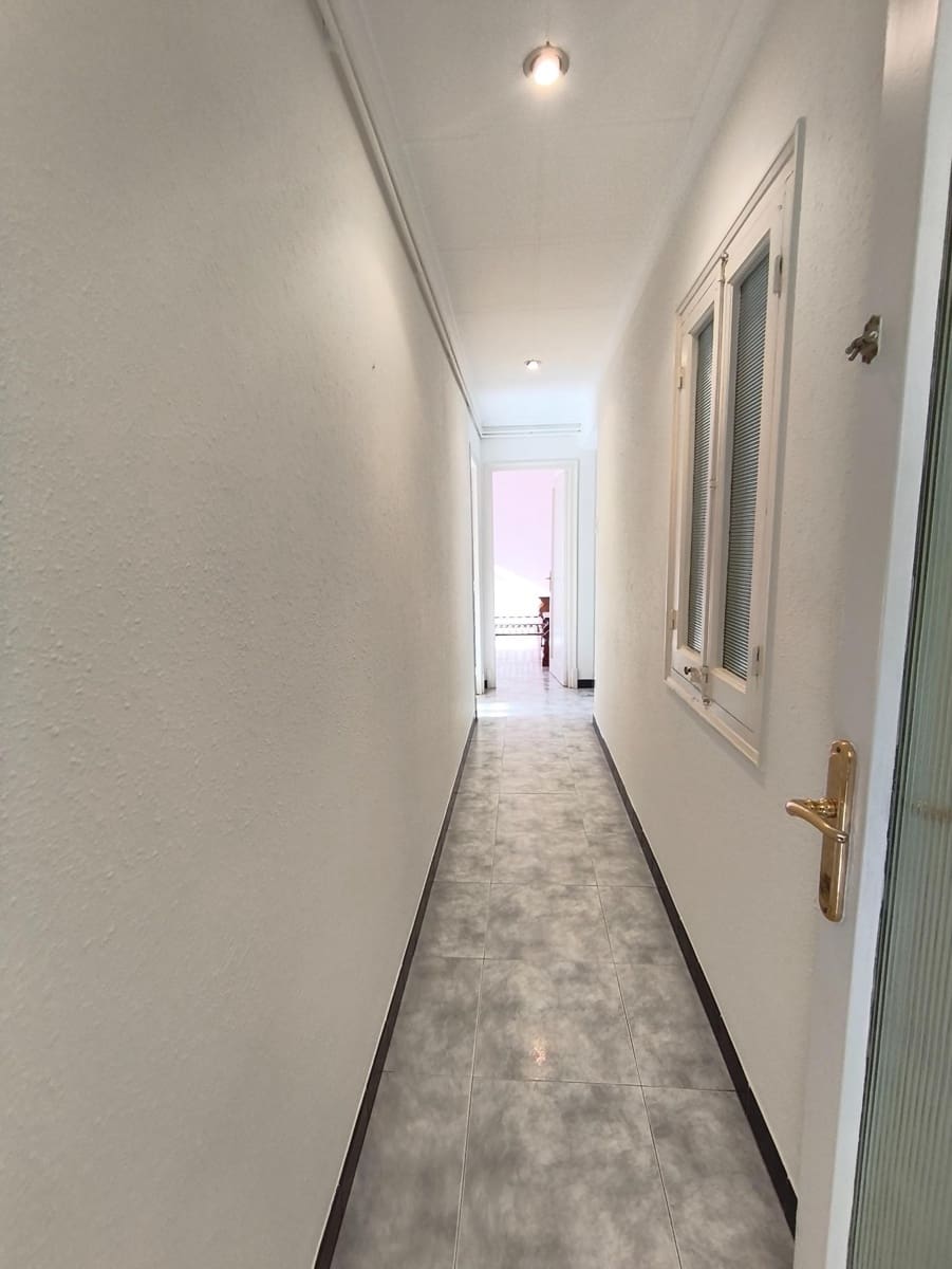 4 bedroom Flat for rent in Roquetes - € 690 (Ref: 9504552)