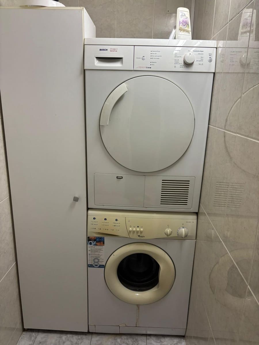 Maison de Ville de 2 chambres à louer à Bitem - 550 € (Ref: 9509237)