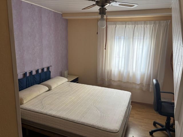 Maison de Ville de 2 chambres à louer à Bitem, Tortosa - 550 € (Ref: 9509237)