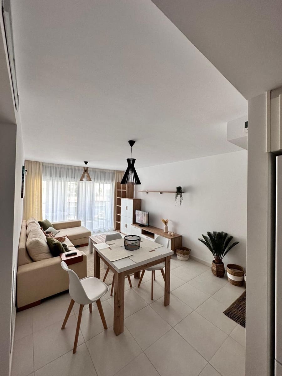 2 quarto Apartamento para venda em Sant Carles de la Rapita com piscina - 120 000 € (Ref: 9520895)