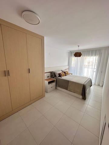 2 quarto Apartamento para venda em Sant Carles de la Ràpita com piscina - 120 000 € (Ref: 9520895)