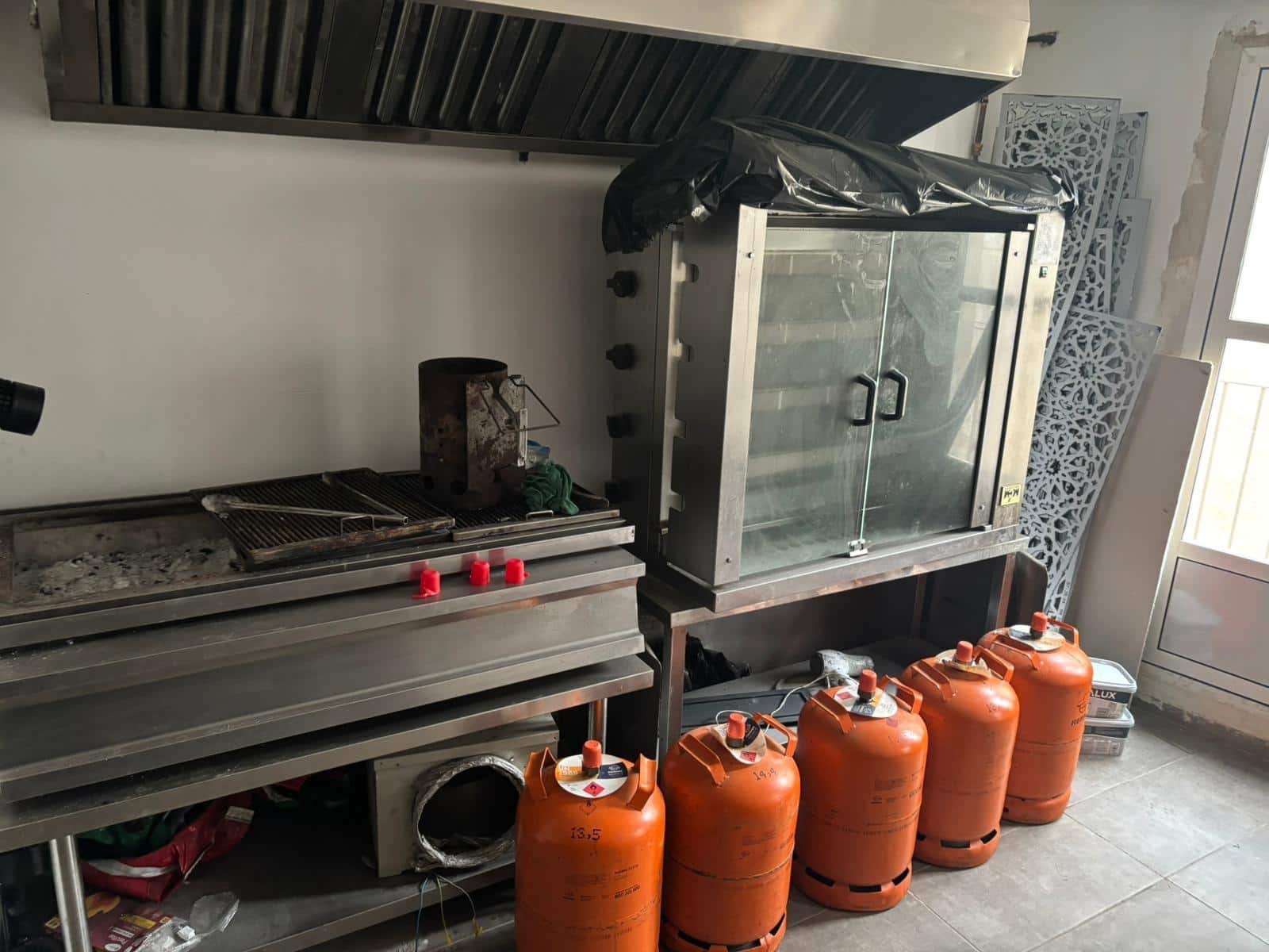 Företag till salu i Tortosa - 125 000 € (Ref: 9548446)